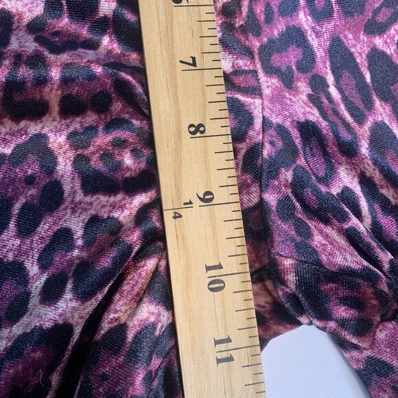 Akira Pants Women Small Velvet Flare Leopard Print Pull-on Stretch Purple Velour - Picture 8 of 9